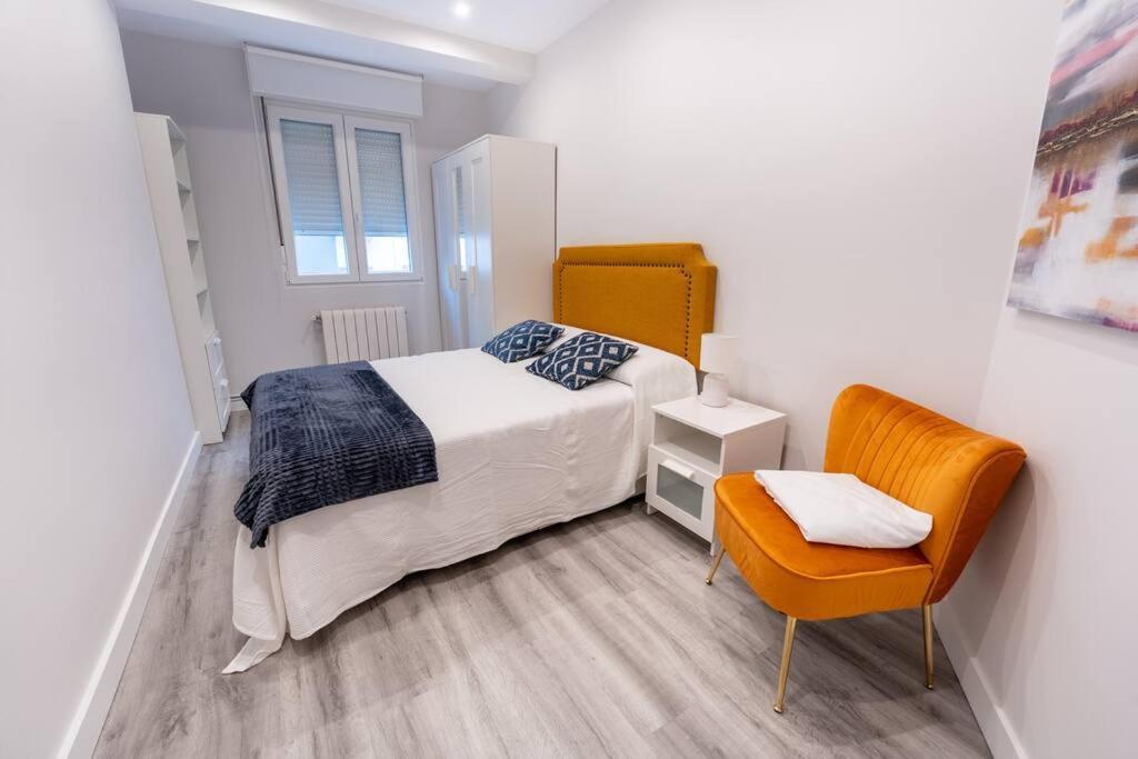 Valdecilla Center Apartment Santander Exterior photo